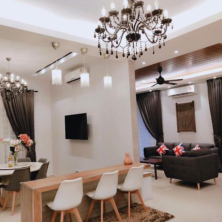 Sea Lion Kuala Selangor Semi-Detached Homestay Buitenkant foto