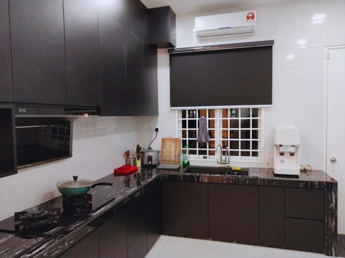 Sea Lion Kuala Selangor Semi-Detached Homestay Buitenkant foto